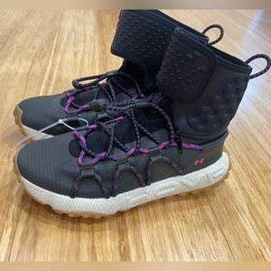 Mens Size 8 | Under Armour UA HOVR Summit Fat Tire Convertible Running Shoe